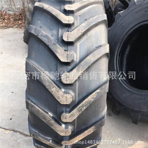 工程机械轮胎500/70R24 两头忙R4花轮胎19.5LR24