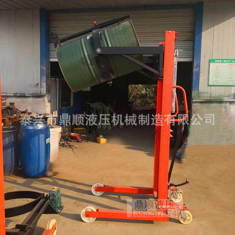 手动油桶堆高车多功能油桶翻转升高车脚踩油桶车油桶倒料车