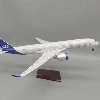 新款北欧航空Scale1:14247cmA350-900SAS飞机模型带灯带轮