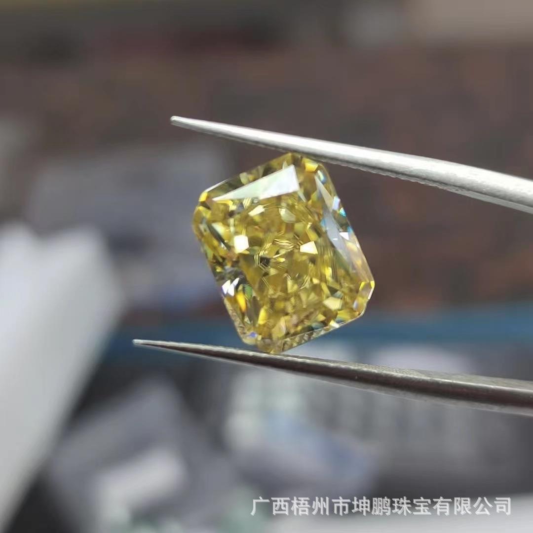一手货源黄色雷迪恩长方倒角莫桑钻冰花切割南非黄钻莫桑附GRA证