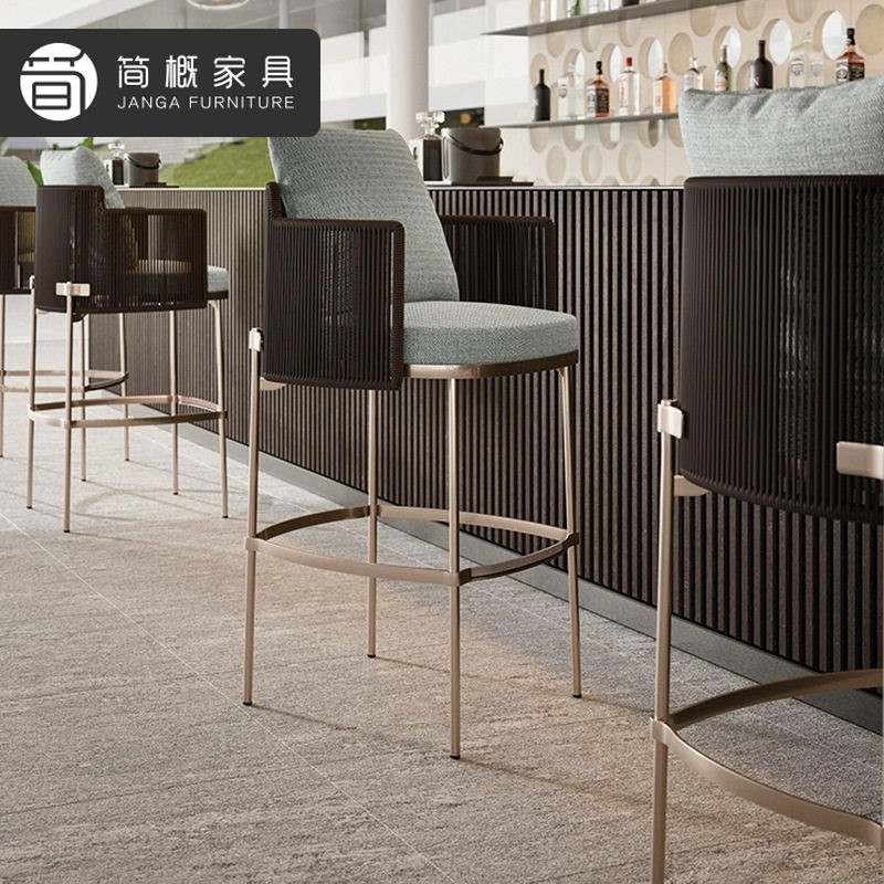 户外露天吧台吧椅休闲花园庭院脚桌椅别墅酒店民宿藤编吧椅吧台