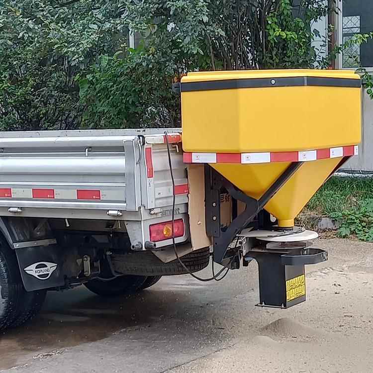 皮车载式融雪剂卡布机ZDO市政环卫环境公除雪用的设备融撒雪撒路