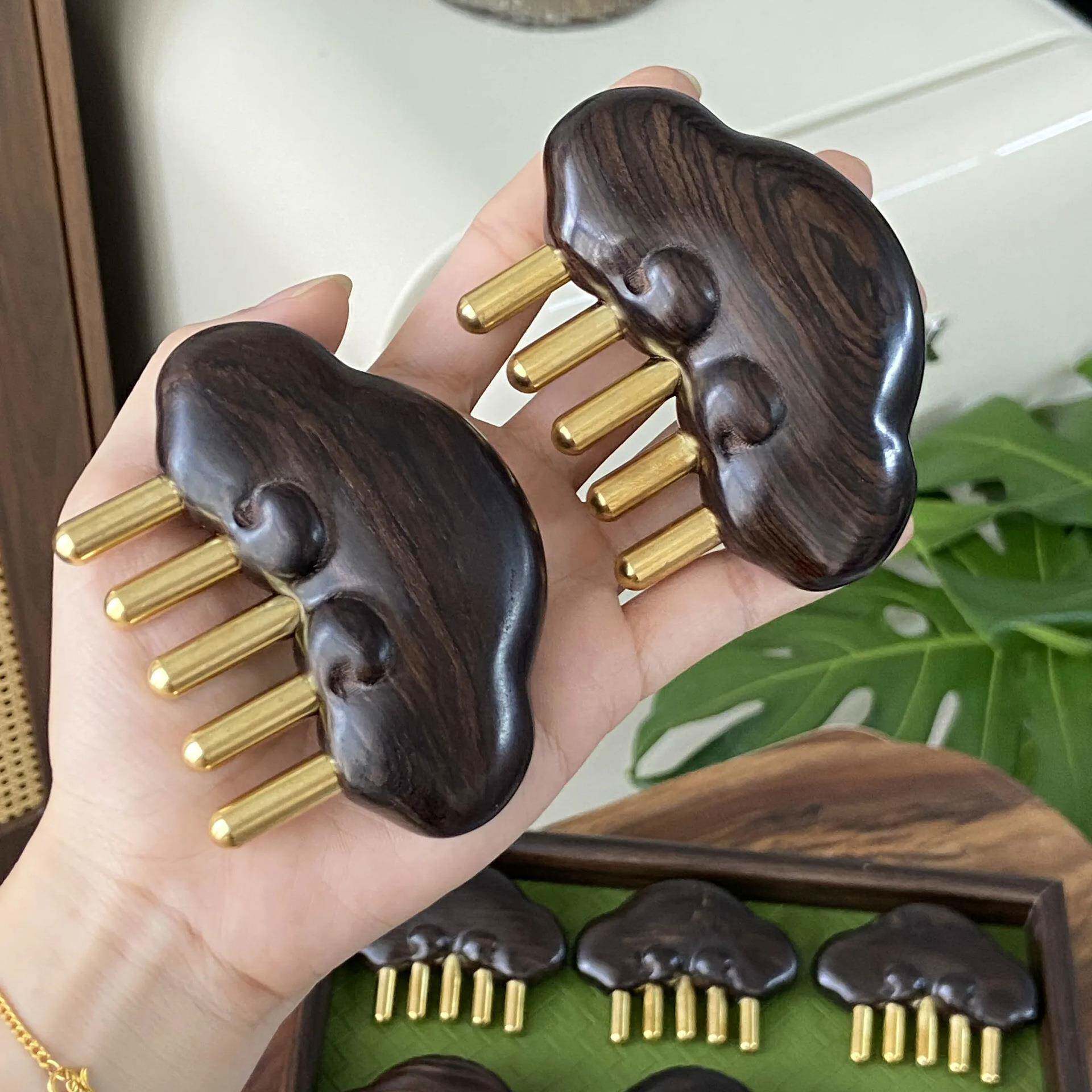 云朵按摩梳牛角花梨木插齿头部经络牛角梳子刮痧经络梳女厂家