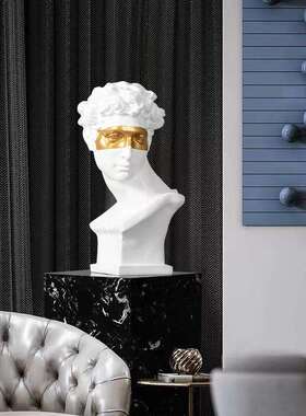 093现代简约脂大卫雕塑树人物摆件客厅板房电视柜玄饰关样家居软