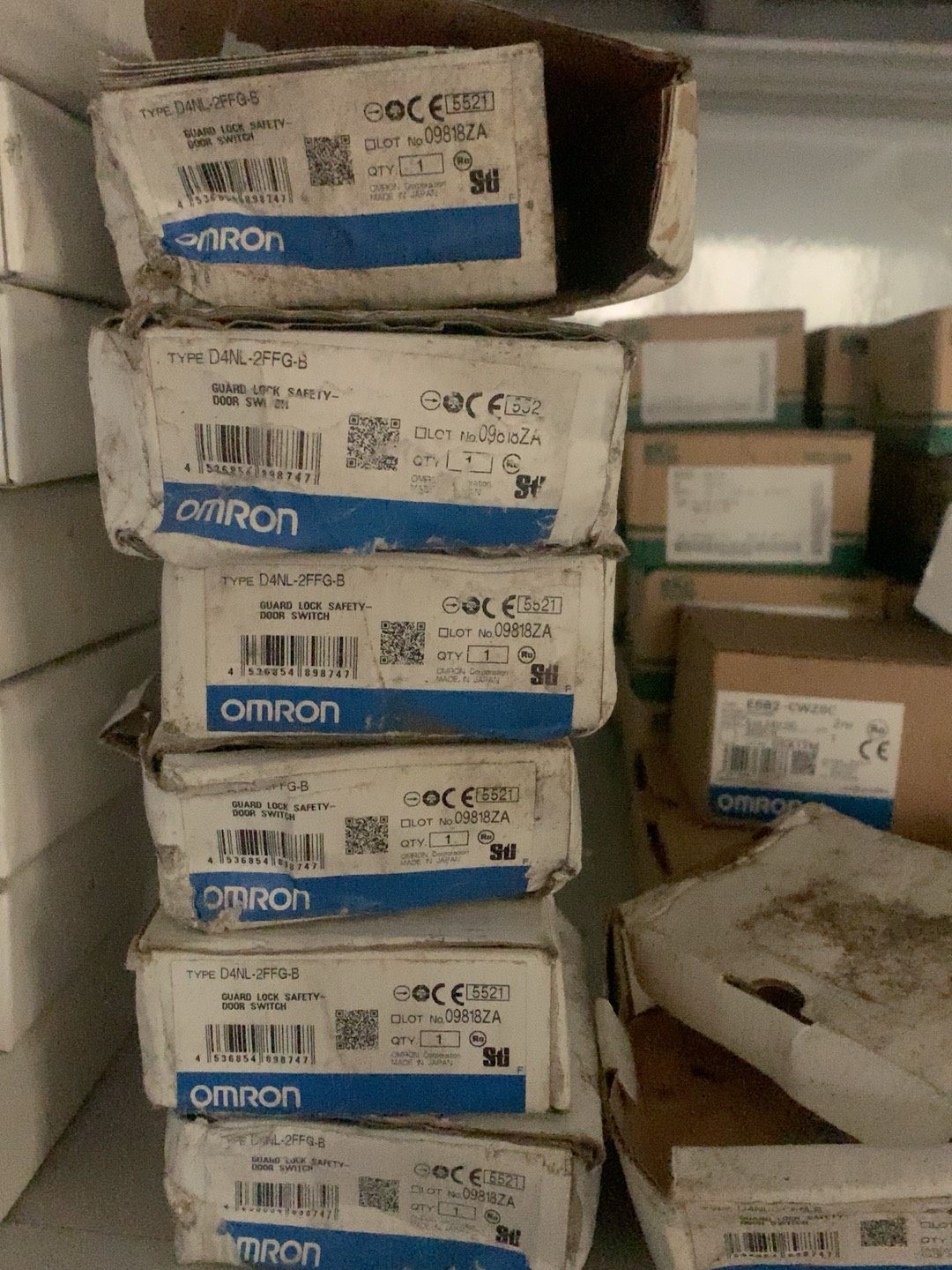 OMRON门锁D4NL-2FFG-B