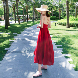 海南三亚沙滩裙女夏吊带(夏吊带，)露背连衣裙，海边度假超仙大摆百褶长裙显瘦