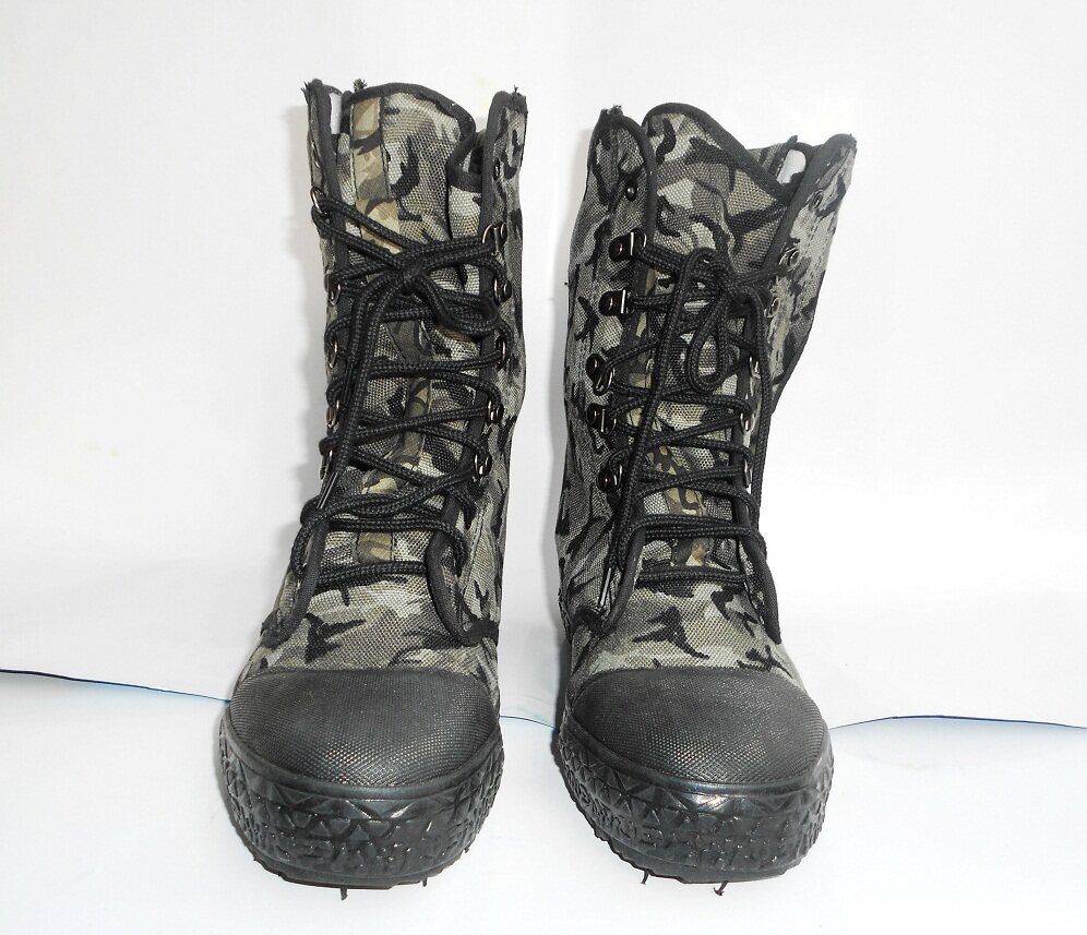 Bottes militaires en toile - Ref 1399428 Image 1