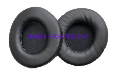 颜色选项黑---指高保真无损音质耳套；黑色--指摩达PXA精品耳机盒；特点：1.产品使用环保材料，符合欧洲环保ROHS和REACH要求，让您远离重金属的污染，预防过敏。2.产品为防水、硬壳设计，抗压；奢华高端大气，能有效果保护产品；3.环保产品无气味。