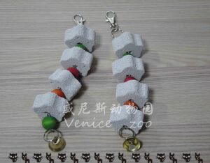 【满88包邮】龙猫喜爱花朵磨牙石磨牙串 兔子天竺鼠磨牙用品咬串
