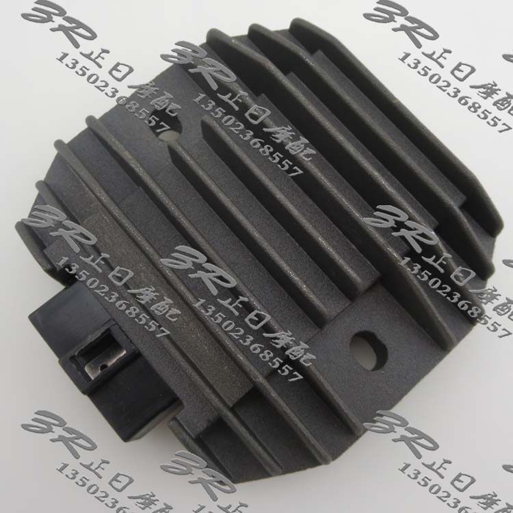 适用于雅马哈YZF1000 R1 98 99 00 01年 整流器 充电器 整流硅