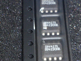 IR4427S / IR4427STRPBF  贴片8脚  全新