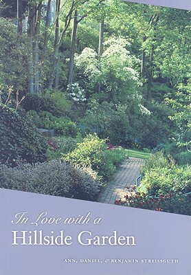 【预售】In Love with a Hillside Garden