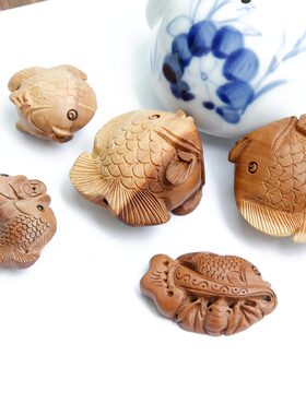 diy桃木立体手工雕刻胖胖鲤鱼
