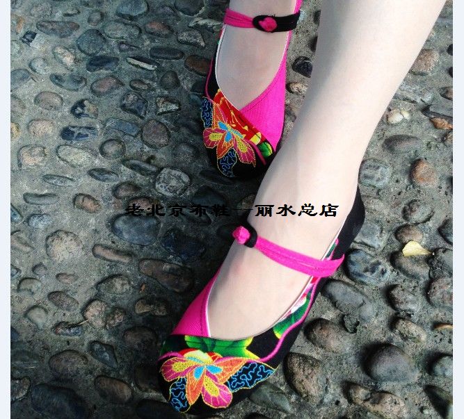 老北京布鞋千层底绣花鞋限时折扣