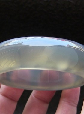 天然巴西玉髓水润通透玛瑙手镯