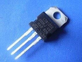 L7812CV 7805 7818 7824 1.5A 三端稳压管5v12V18vTO-220