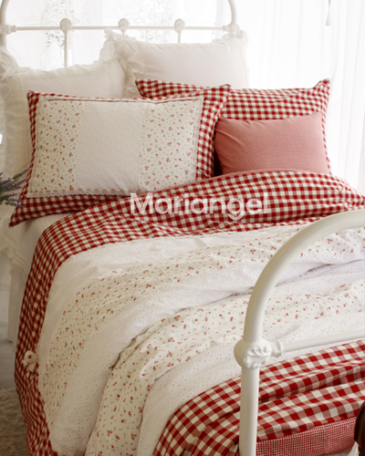 韩国进口红色格子刺绣镂空四件套