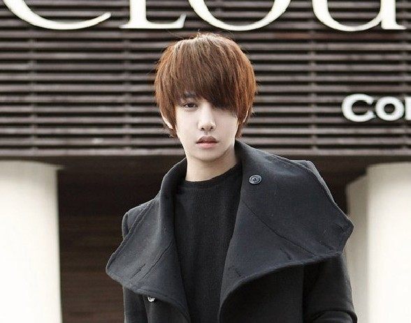 Perruque cheveux raides Court - Ref 2610503 Image 4