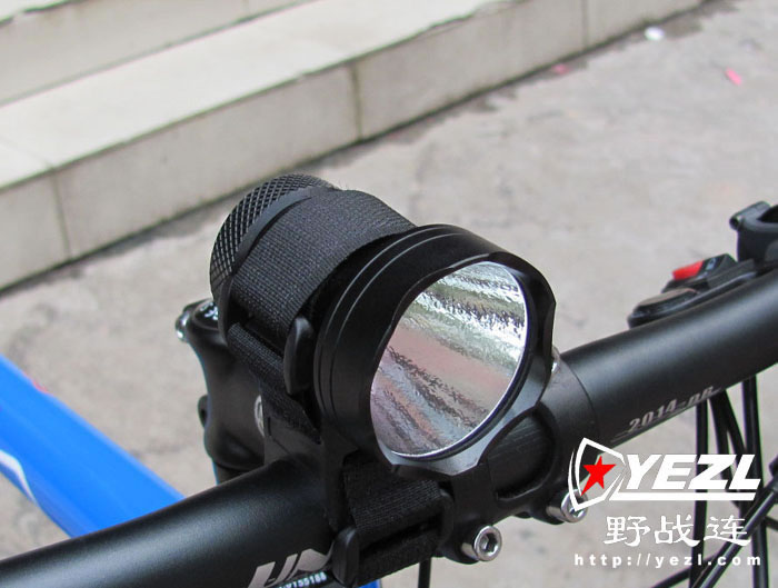 Lumière vélo YEZL - phare - Ref 2401602 Image 1