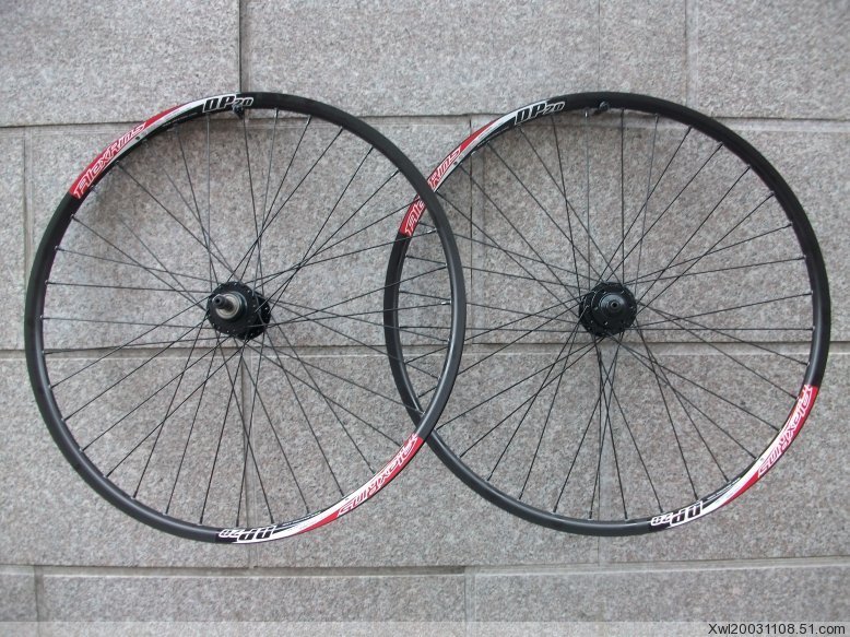 Roues de vélo Mountain Bike 26 pouces - Ref 2381368 Image 1