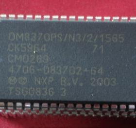 OM8370PS/N3/2/1565 4706-D83702-64全新创维单芯片