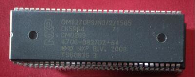 OM8370PS/N3/2/1565 4706-D83702-64全新创维单芯片