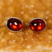 Very authentic Thai Thai silver jewelry 925 Silver Ruby red retro round Stud Earrings zircon women jewelry