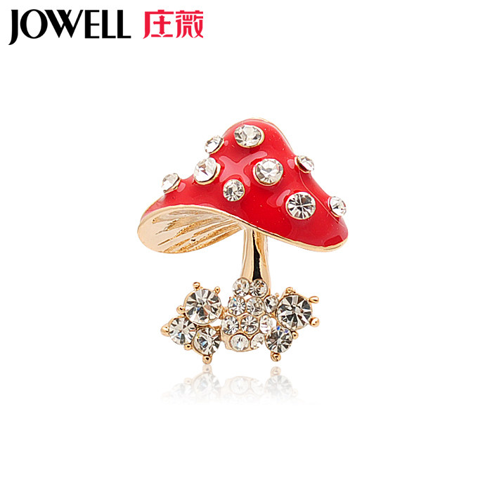 包郵飾品新款時尚合金西裝配飾女性胸花水鑽蘑菇胸針韓版別針548在類目 飾品/流行首飾/時尚飾品新, 胸針中 - 來自Buy2taobao.com提供專業的淘寶代購服務