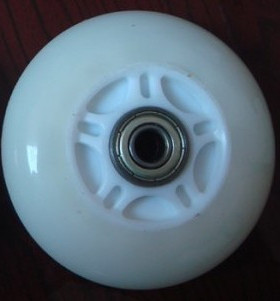 活力板轮子 闪光PU轮子 白色高弹轮 发光轮子:80*24mm