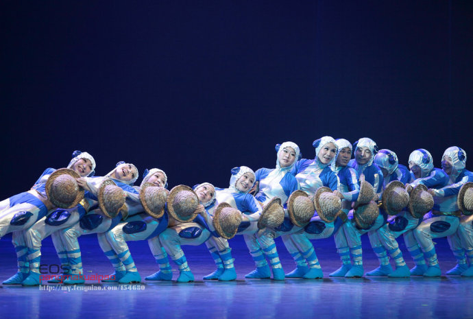 奇舞飞扬车间协奏曲工人舞蹈服