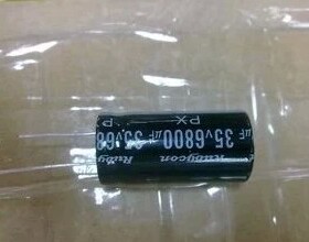 35V6800uF 功放板电源滤波铝电解电容6800UF35V 体积 18x35 18X40