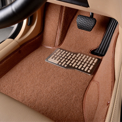 宝马全包围地毯脚垫