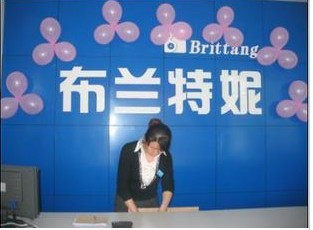 布兰特妮三星级干洗机设备 石油干洗机 干洗店价格 干洗机器价格