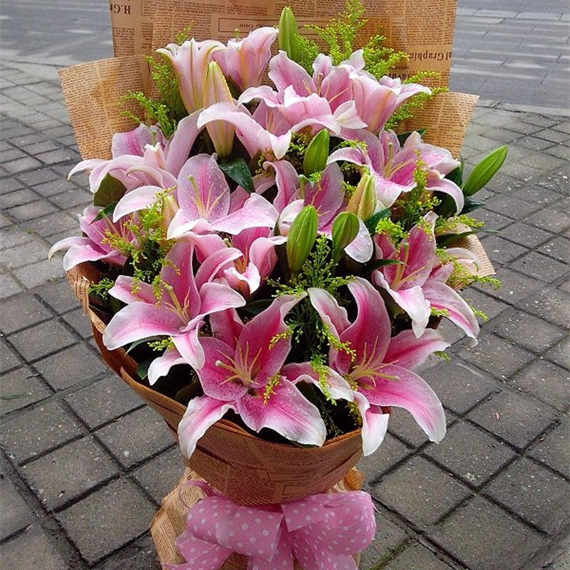 鲜花速递18朵粉香水百合祝福生日长春吉林净月长春同城鲜花送花