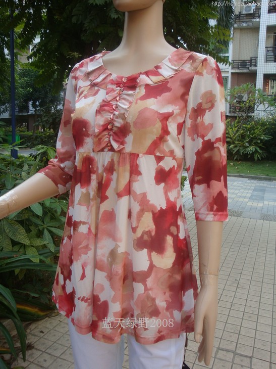 朵品牌中年女装春装套头衬衫长款中老年韩版上衣服妈妈装T恤水彩
