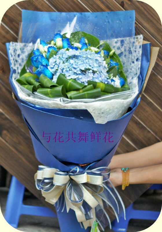 厦门同城绣球高档鲜花速递