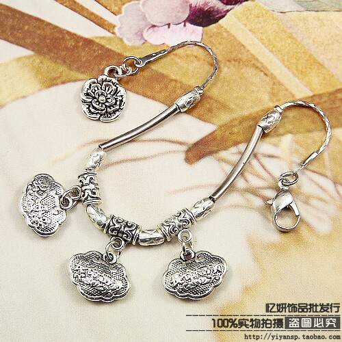 民族饰品|女款本命年礼物|复古中国风|富贵平安锁苗银手链 10122