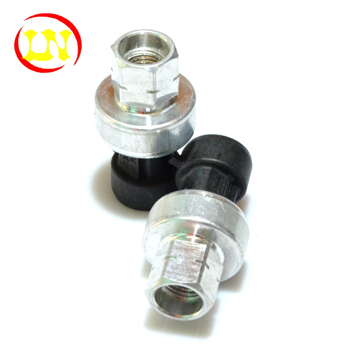 适用别克君威 雪佛兰 GL8 老别克 陆尊 凯越 空调压力开关