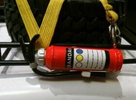 仿真攀爬车仿真件 大号灭火器 cc01 scx10 90021 rc4wd 牧马人