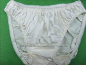 冲冠钻石特价 出口日本品牌100%纯真丝纯白柔软舒服三角裤 仅