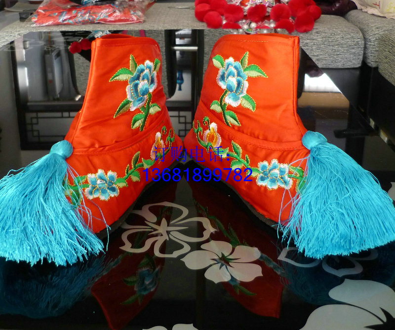 京剧戏曲服装用品 彩鞋 戏曲专用绣花鞋快靴 武旦鞋靴 老旦快靴