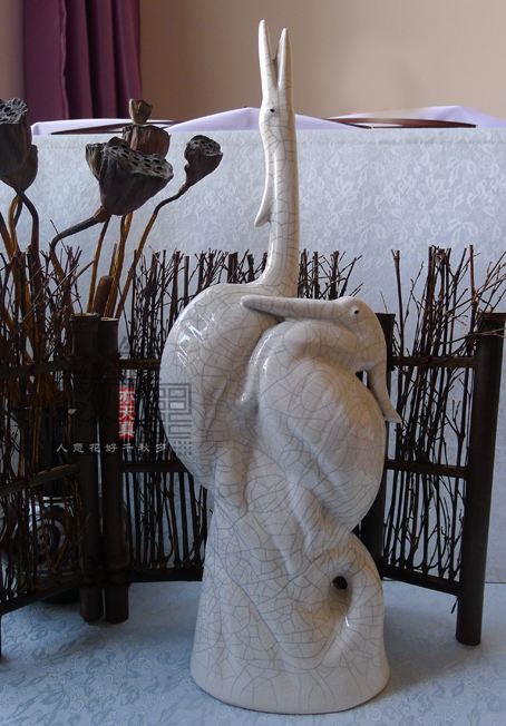 白色【 鸬鹚 】陶瓷 开片 淄博 博山 美陶 工艺品 动物 摆件 稀少