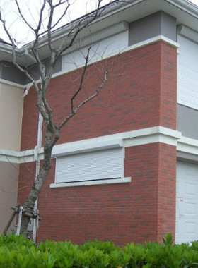 供应智能遥控欧式卷帘窗-隔音、防盗、保温、节能、防尘窗