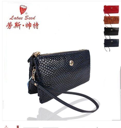 劳斯帅特 新款真皮蛇皮纹奢华手通用款女包