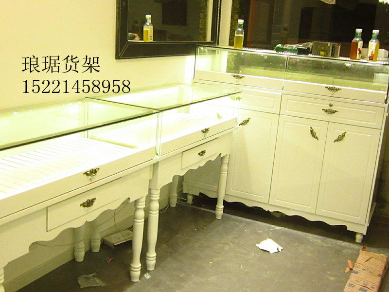 精美欧式柜台 饰品展示柜珠宝柜首饰柜 木质烤漆展柜 玻璃柜可订