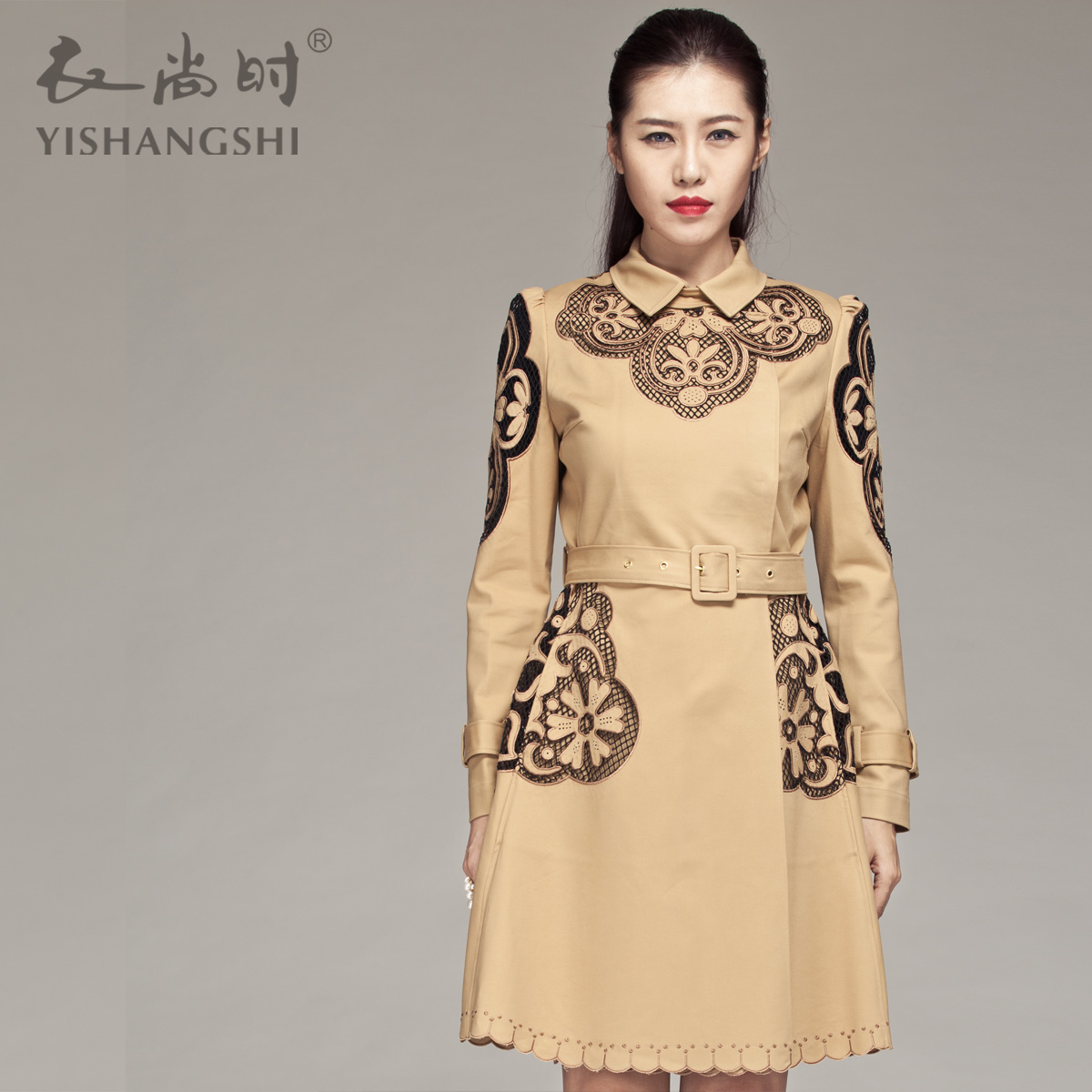 衣尚时2017新款外套重工刺绣长款