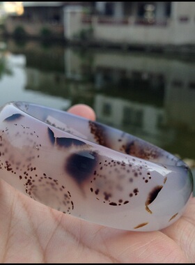 蝴蝶黑色神秘风证书玛瑙手镯