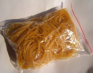 包邮 优质乳胶圈 办公橡皮筋100克一包 橡胶圈 橡筋 办公文具在类目 电子词典/电纸书/文化用品, 其它文化用品中 - 来自Buy2taobao.com提供专业的淘宝代购服务