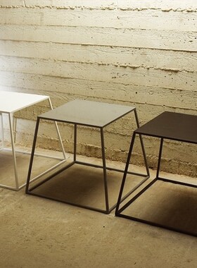 IDAO创意家具/设计师金属茶几边几/简约时尚边桌/铁艺磨砂喷塑