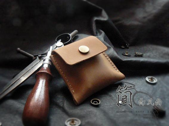 57指北针皮套疯马皮打火机皮套真皮零钱包定制